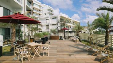 ホテル敷地内のガーデン / 3