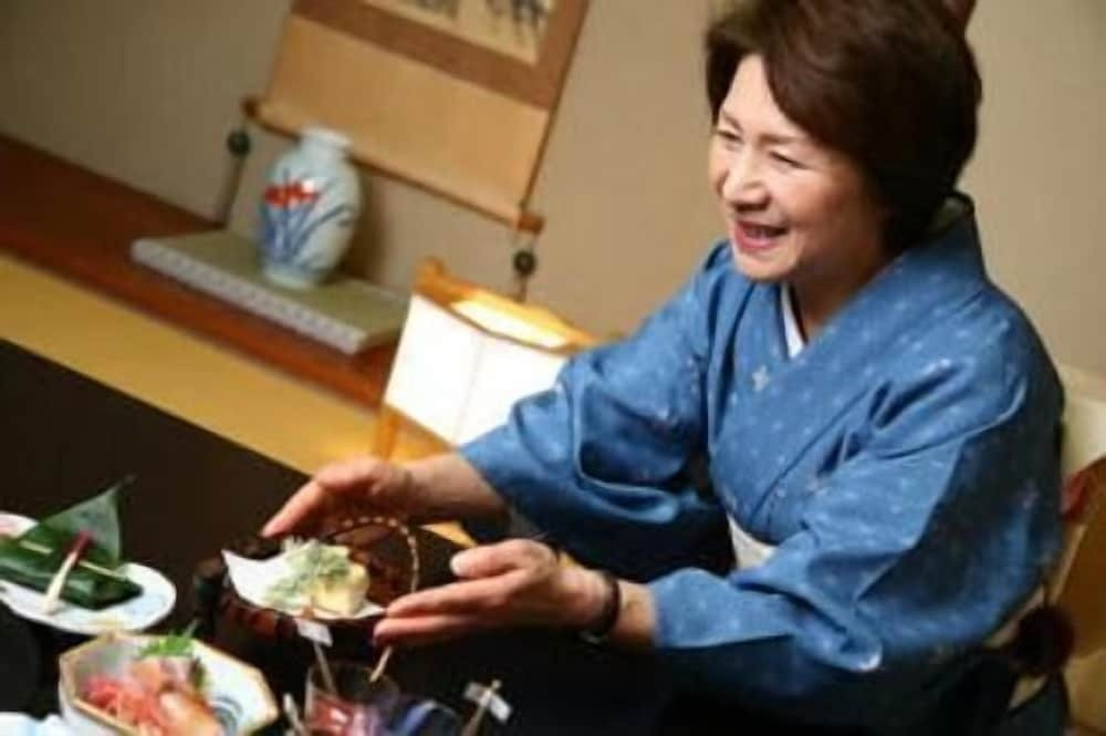 レストラン