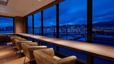 CAFE&BAR DINING「1932」カウンター / 4