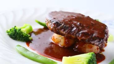 食事・飲み物 / 13