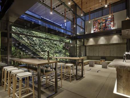 PIECE HOSTEL SANJO / 5