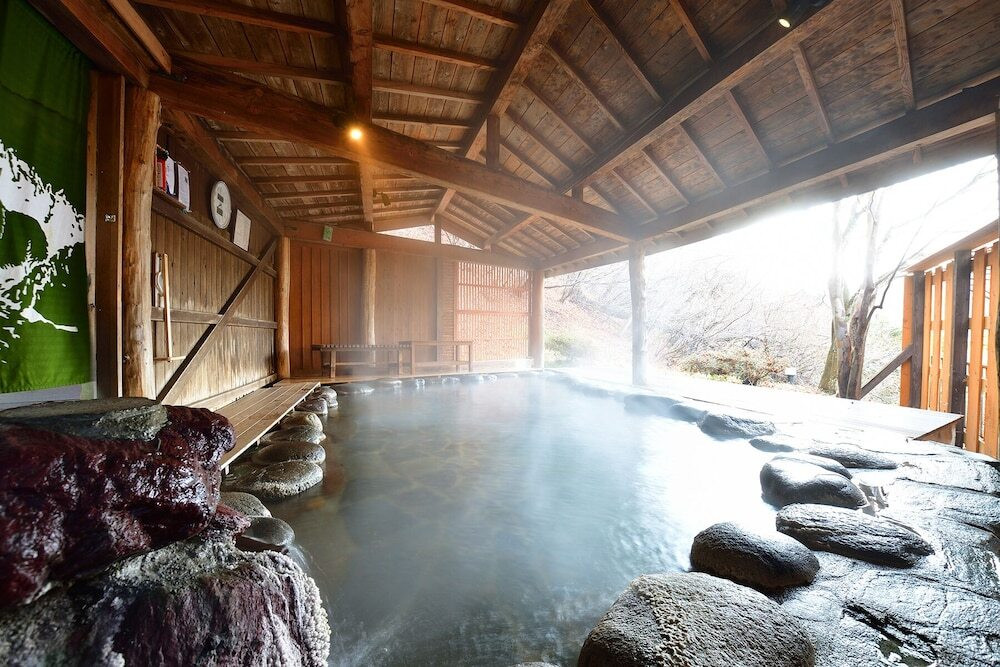 4つの無料貸切風呂で望む、四季折々で表情を変える四万温泉の絶景4229840