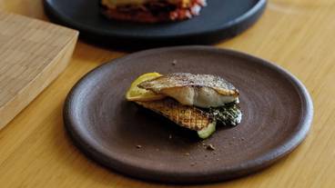 食事・飲み物 / 13