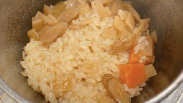 夕食 釜飯一例 / 3