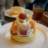 レインボーパンケーキ（レインボーパンケーキ）