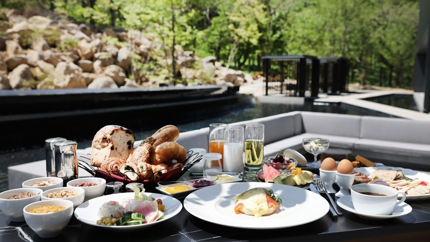 ゲレンデが目の前のラグジュアリーリゾートで上品モーニング4021472