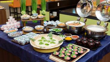 食事・飲み物 / 1