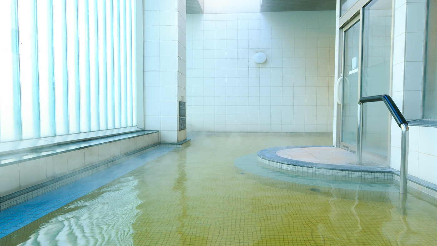 宿泊者専用の天然温泉大浴場でのんびりくつろげる4761978