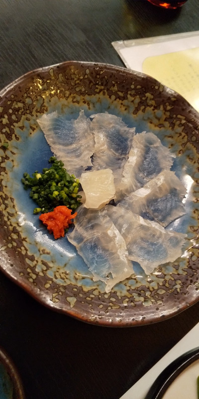 夕食のフグさし