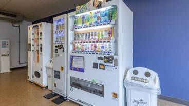 自動販売機 / 10