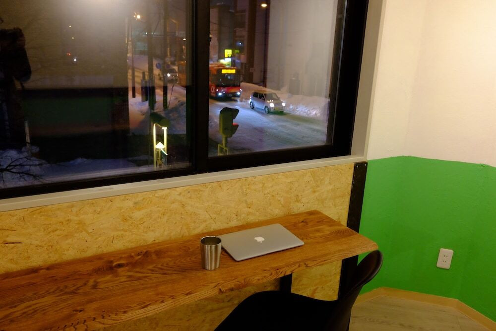 客室内のダイニングエリア