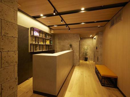 Section L Hatchobori / 1