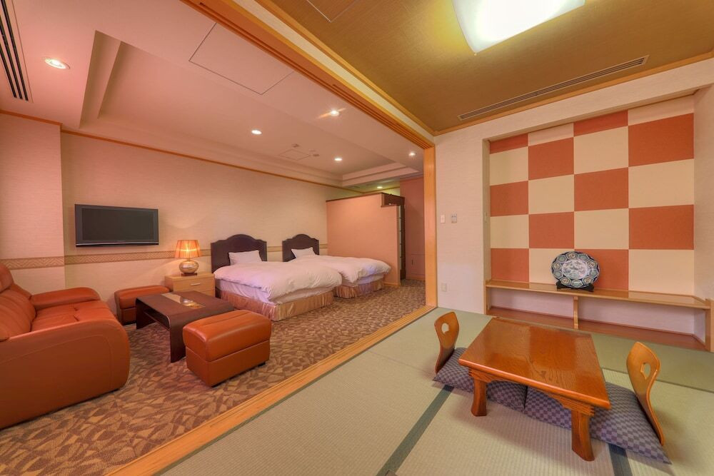 ママのご褒美♪「美肌の湯」と評判の温泉でひと休み3955223