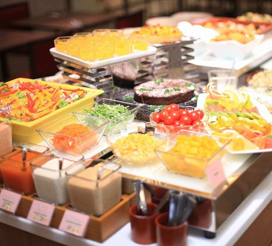 朝食ビュッフェ