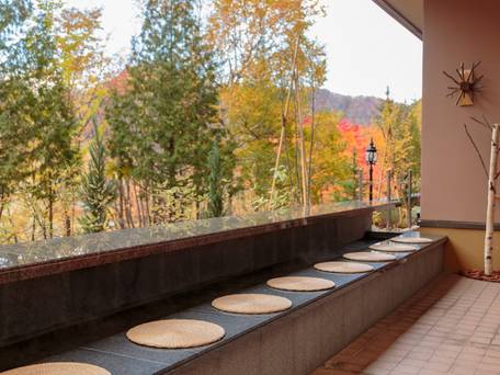 定山渓万世閣ホテルミリオーネ / 2