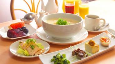 朝食スペース / 9