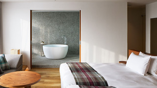 エグゼクティブスイート(14階、ソファベッド2台付)