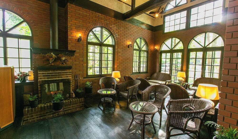 ロビーラウンジ / 1