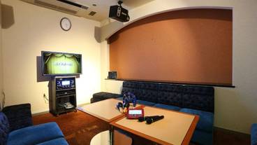 カラオケ ルーム / 6