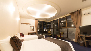 デラックスルーム 禁煙 （セミダブルベッド2台）