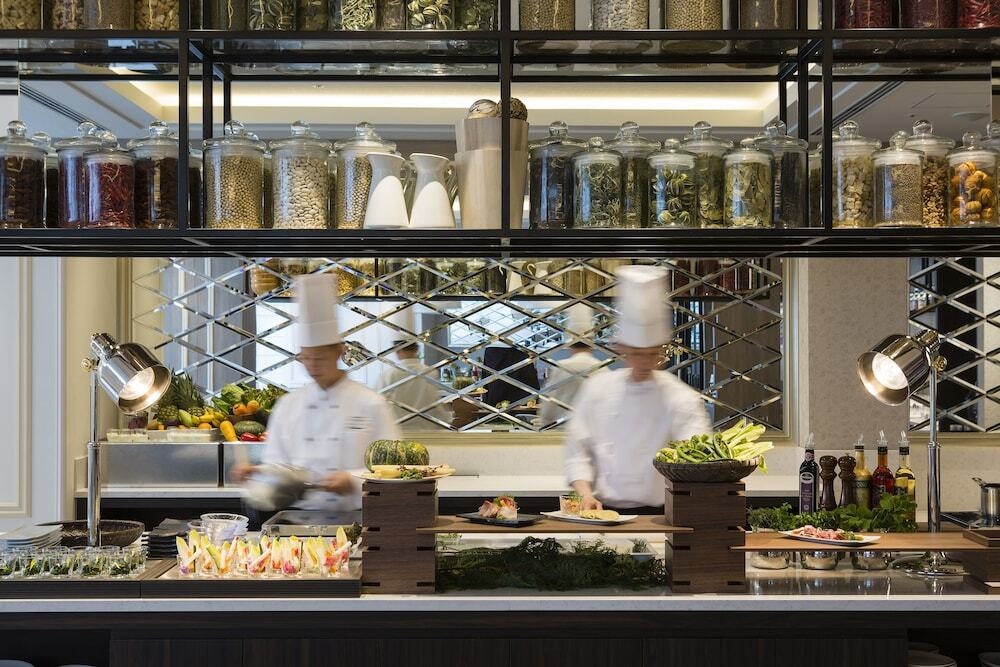 レストラン オープンキッチン