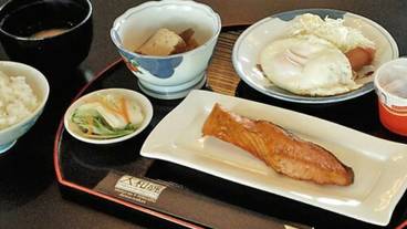 食事・飲み物 / 2