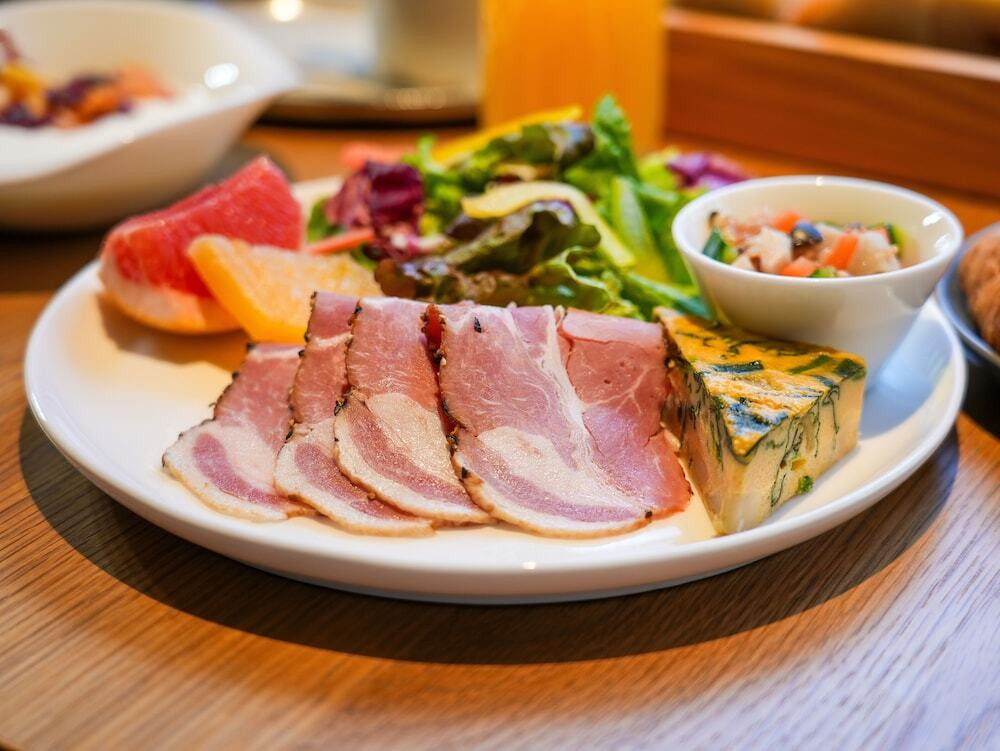 朝食