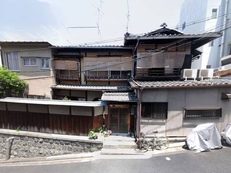 五条ゲストハウス 別館 / 3