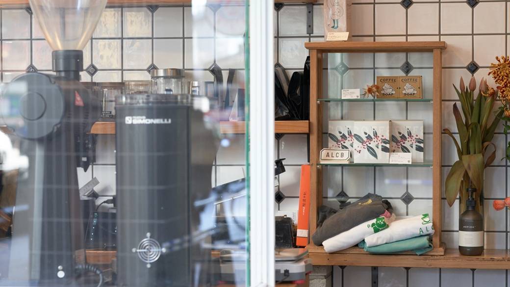 まちの景色も思い出に
朝のコーヒータイム / 2