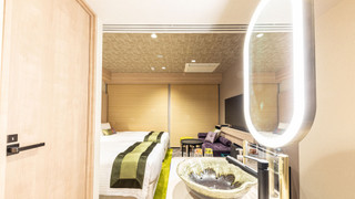 モデレートツイン