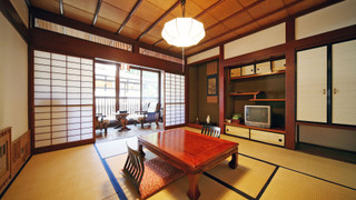 薫山荘（8畳）限定※バスなし [和室] [禁煙] [リバービュー]