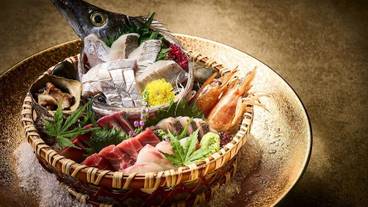 食事・飲み物 / 11