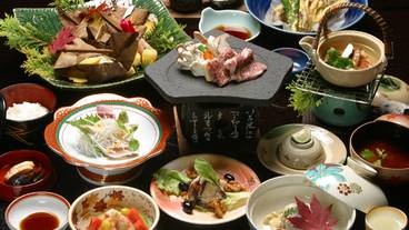 夕食「季節の懐石料理」① / 1