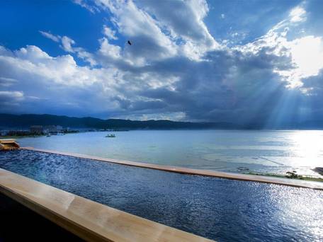 寛ぎの諏訪の湯宿 萃 sui 諏訪湖 / 1