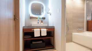 ラグジュアリー ツインルーム Type-A 禁煙 (ラウンジアクセス付き)