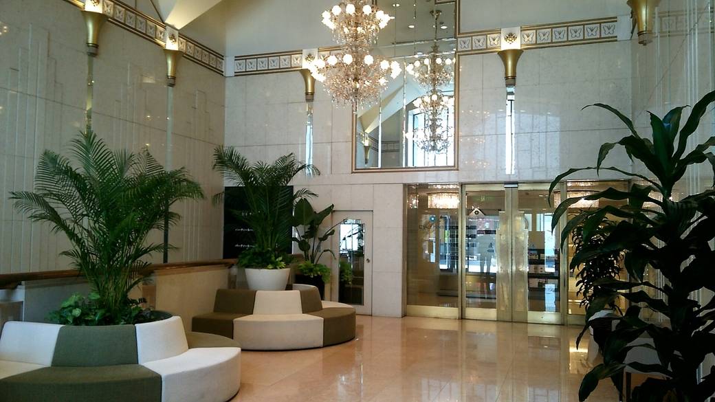 先にチェックインして
サプライズの準備を / 2