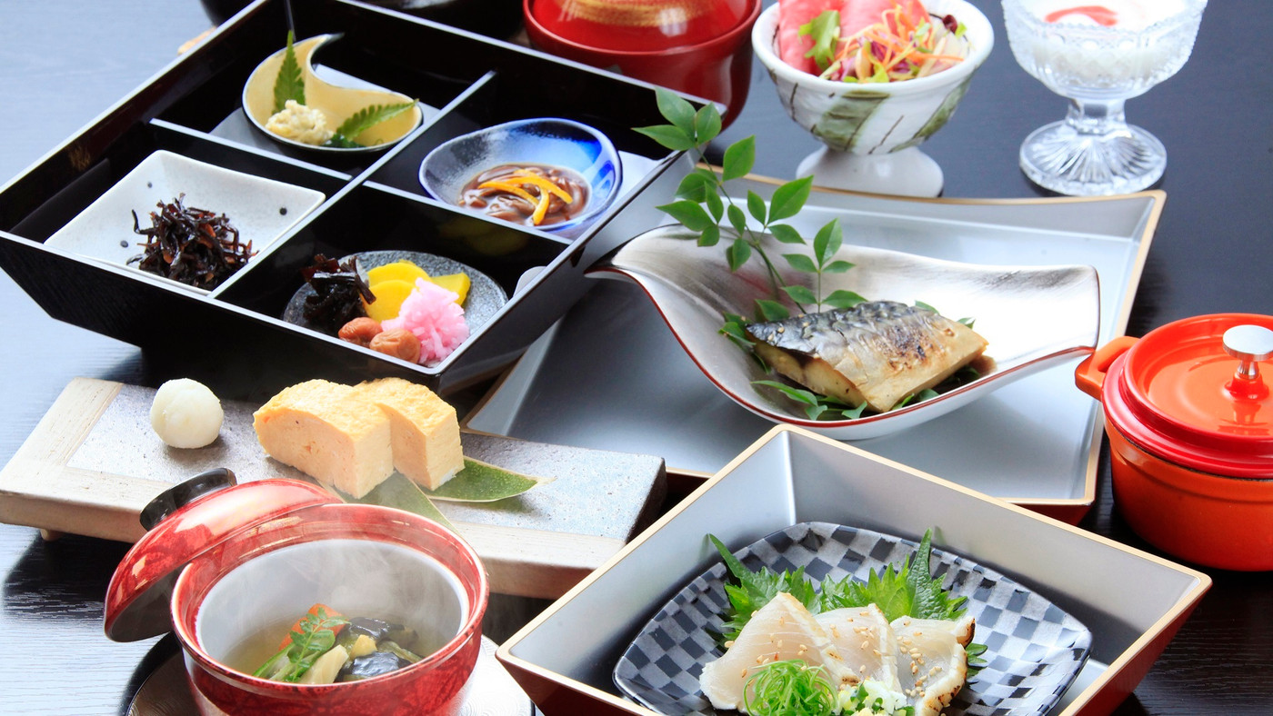 一番出汁の玉子焼きや土鍋ごはんが味わえる朝食3439411