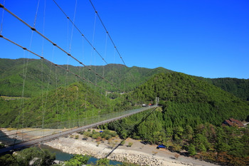 Suspension bridge at Totsukawatanize