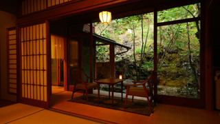 初音 （露天風呂付）