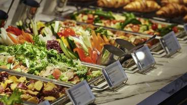 朝食スペース / 12