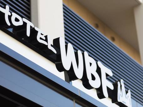 ホテルWBF なんば元町 / 4