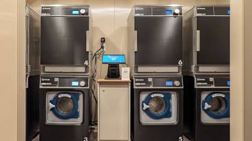 施設内の設備 / 11