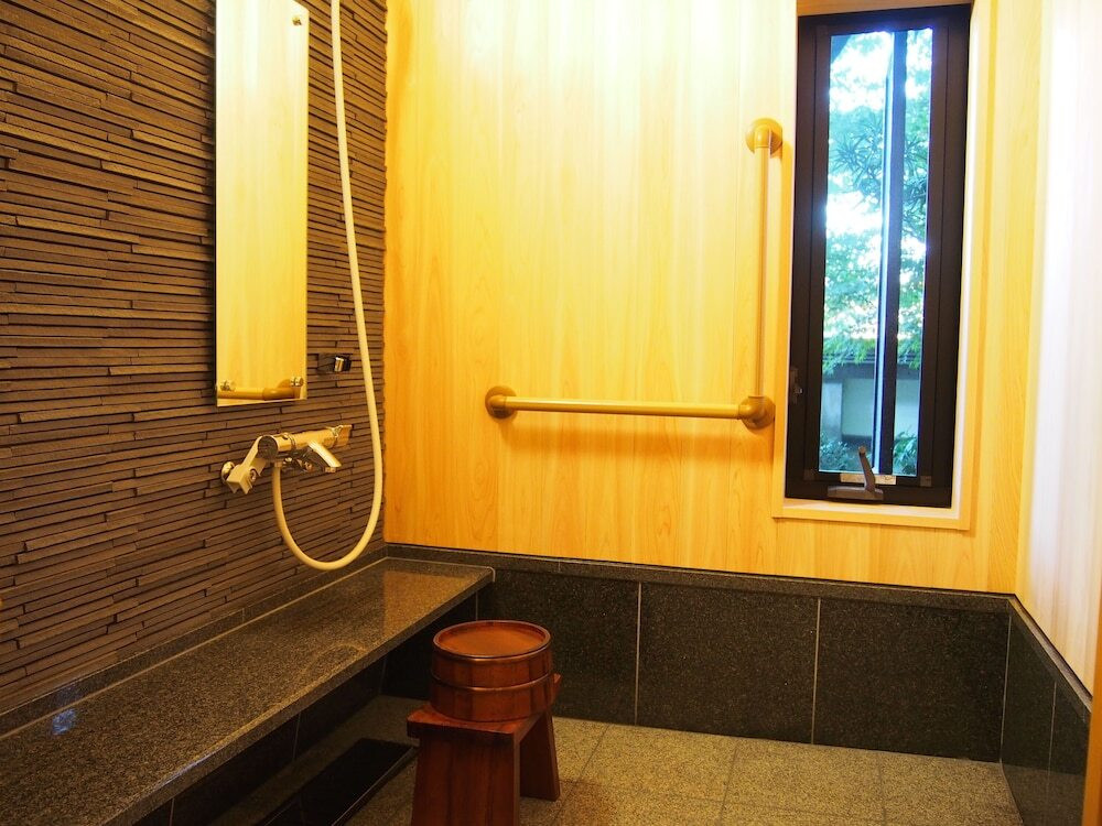 本館 シャワーブースの例