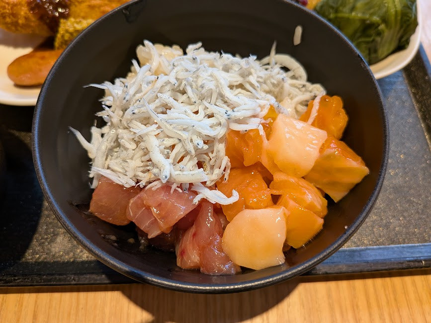 海鮮丼