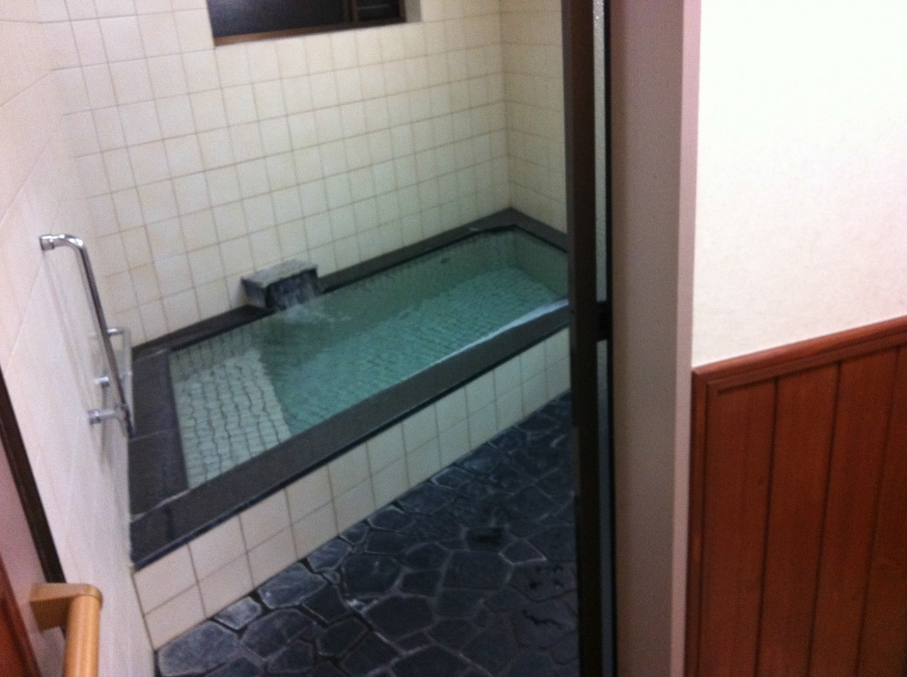 個室食なので、周りを気にせずのんびり夕食を3412527