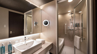 プレミア ルーム キングベッド 1 台