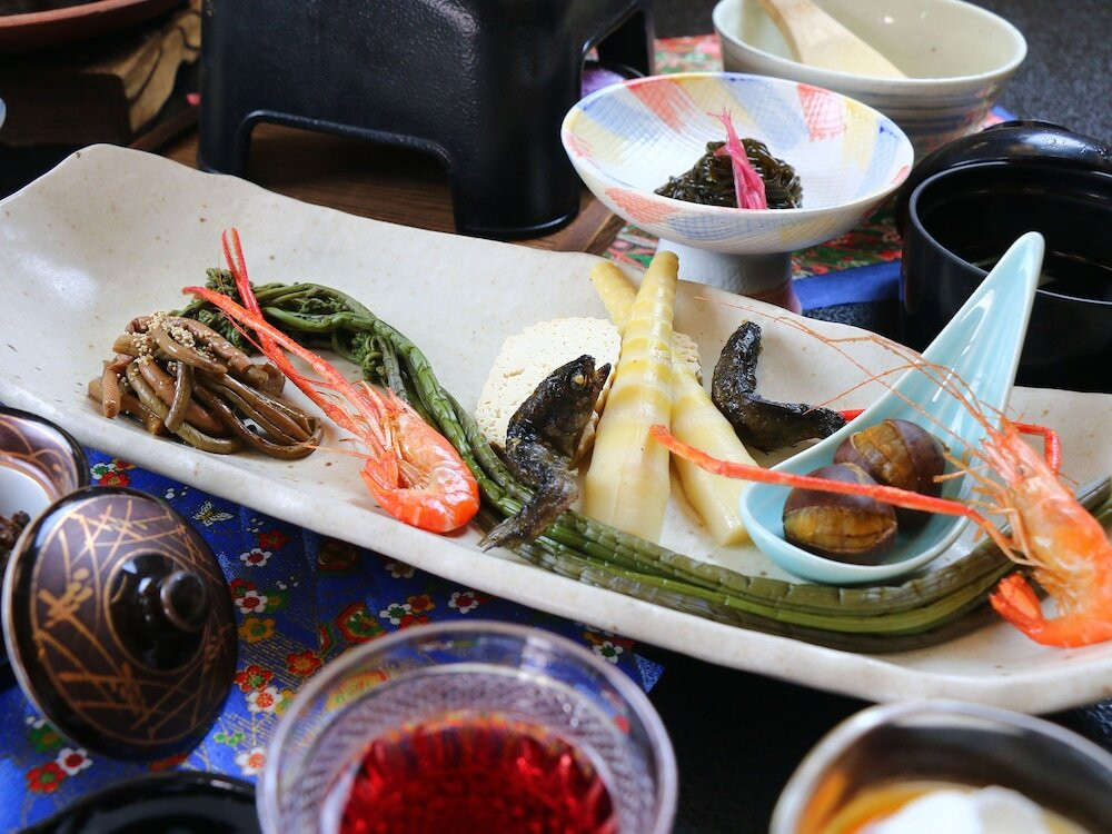 旅館のお食事処