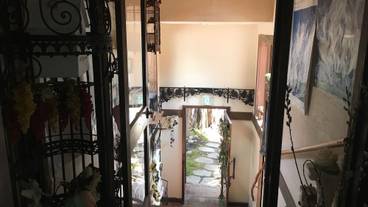 内部エントランス / 2