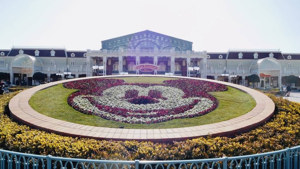 東京ディズニーランドで
夢のような時間を満喫 / 2