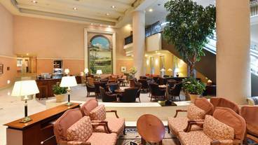 ロビー応接スペース / 6